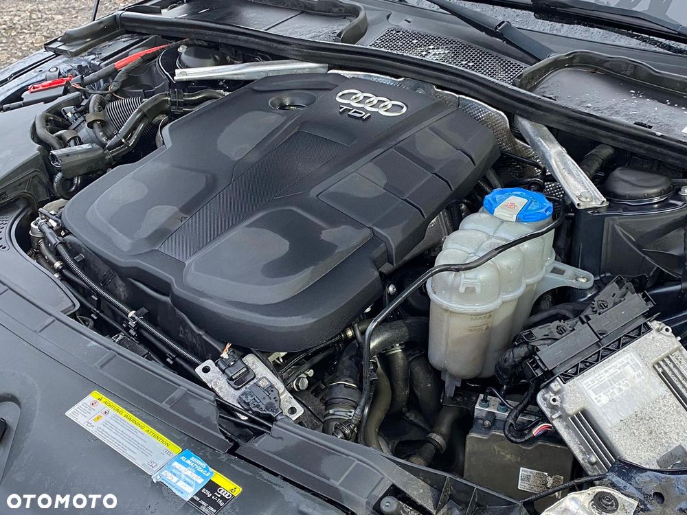 Audi A4 Avant 2.0 TDI S tronic - 9