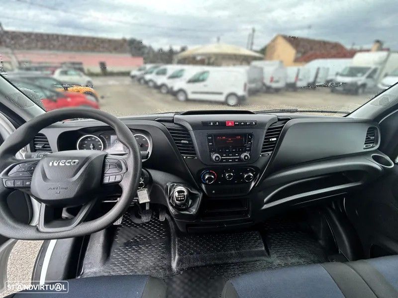 Iveco Daily 2.3 35-160 CABINE DUPLA - 17