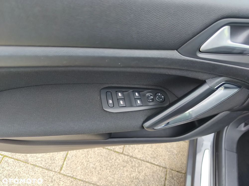 Peugeot 308 BlueHDi 100 Stop & Start Active - 13