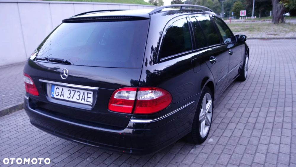 Mercedes-Benz Klasa E 500 4-Matic T Avantgarde - 8