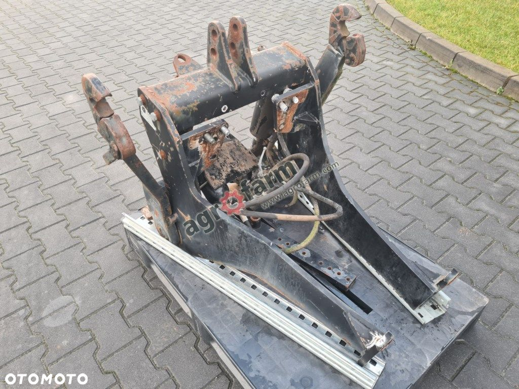 TUZ, przedni podnośnik, Case MX 240 - 4