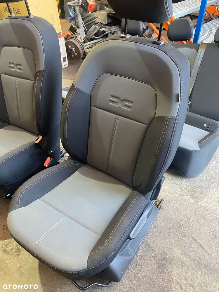 DACIA Logan III SANDERO 3 III STEPWAY lift  IGŁY ! Jak NOWE ! 25r  3,5 tys. km!  Alcantara skóra skórzane półskóra KANAPA FOTELE KOMPLET FOTELI SIEDZENIA poduszki w fotel poduszka fotela  alkantara Wwa - 7