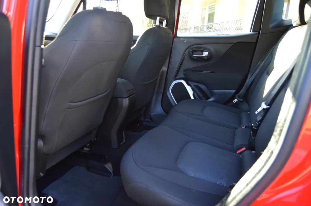 Jeep Renegade 1.6 E-TorQ Longitude - 23