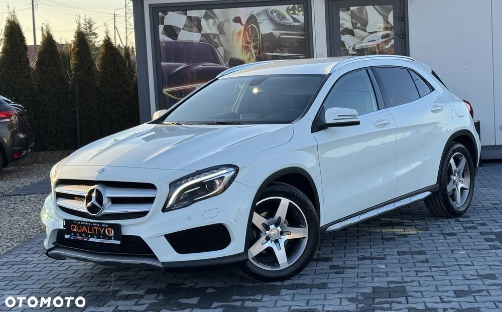 Mercedes-Benz GLA 200 (CDI) d 4Matic 7G-DCT AMG Line - 2