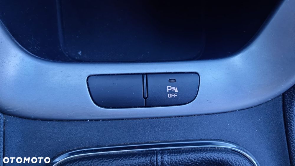 Kia Ceed 1.6 CRDi 136 ISG Spirit - 19