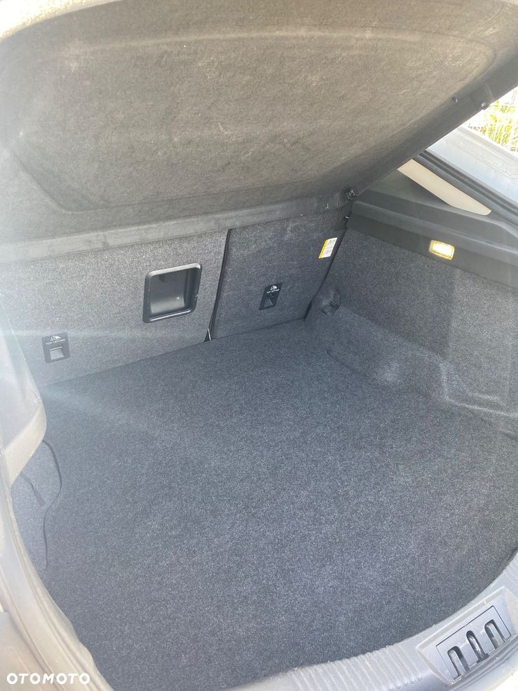 Ford Mondeo 2.0 TDCi Titanium PowerShift - 17