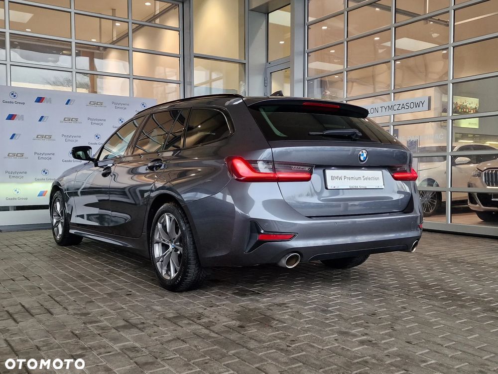 BMW Seria 3 320i Sport Line - 13