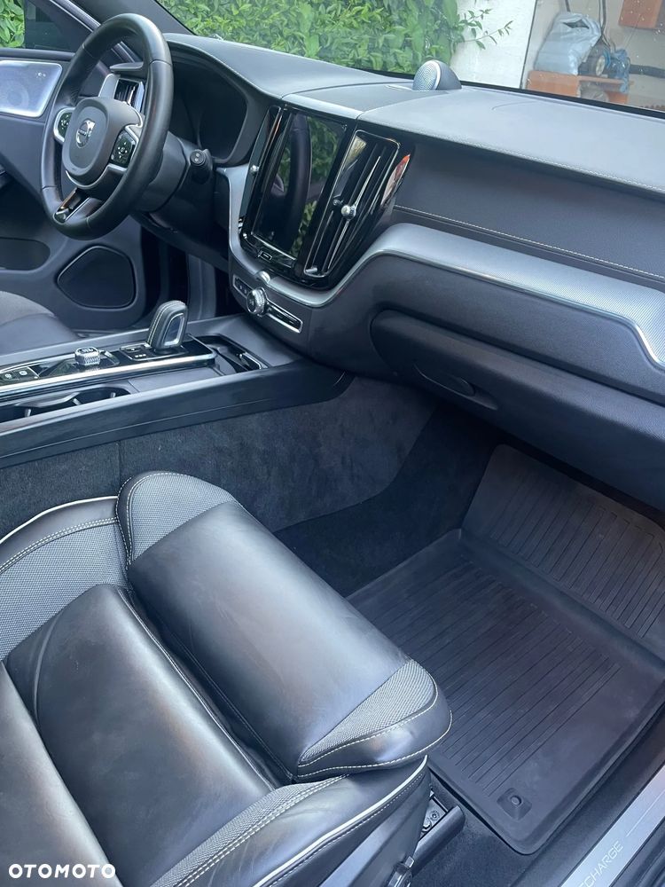 Volvo XC 60 T8 AWD Recharge Plus Dark - 15