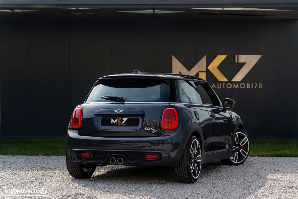 MINI 3 Portas Cooper SD - 4