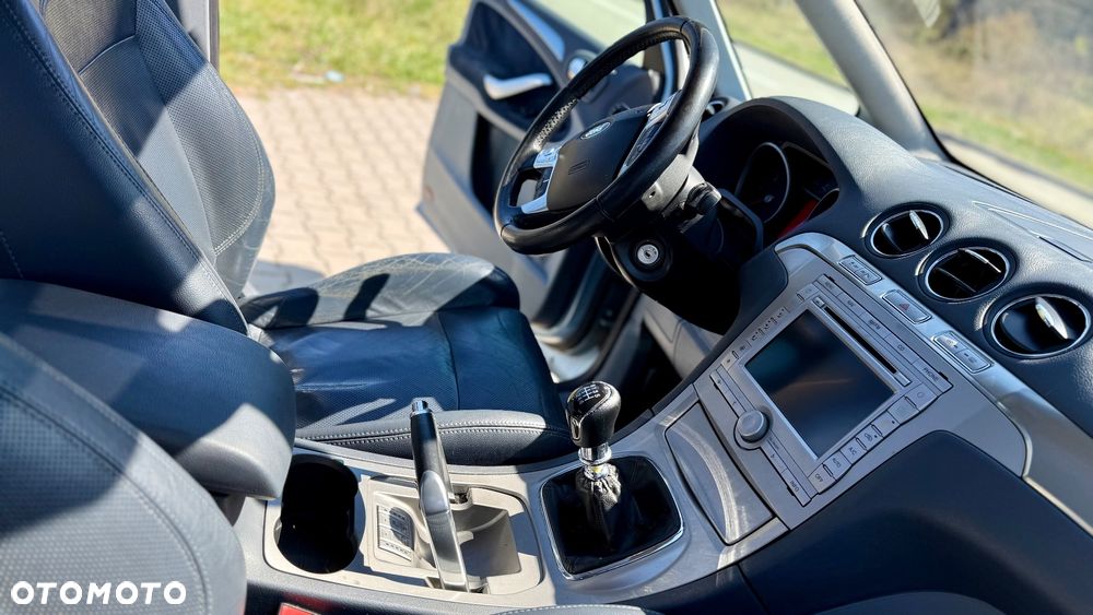 Ford S-Max 2.0 TDCi Titanium - 17