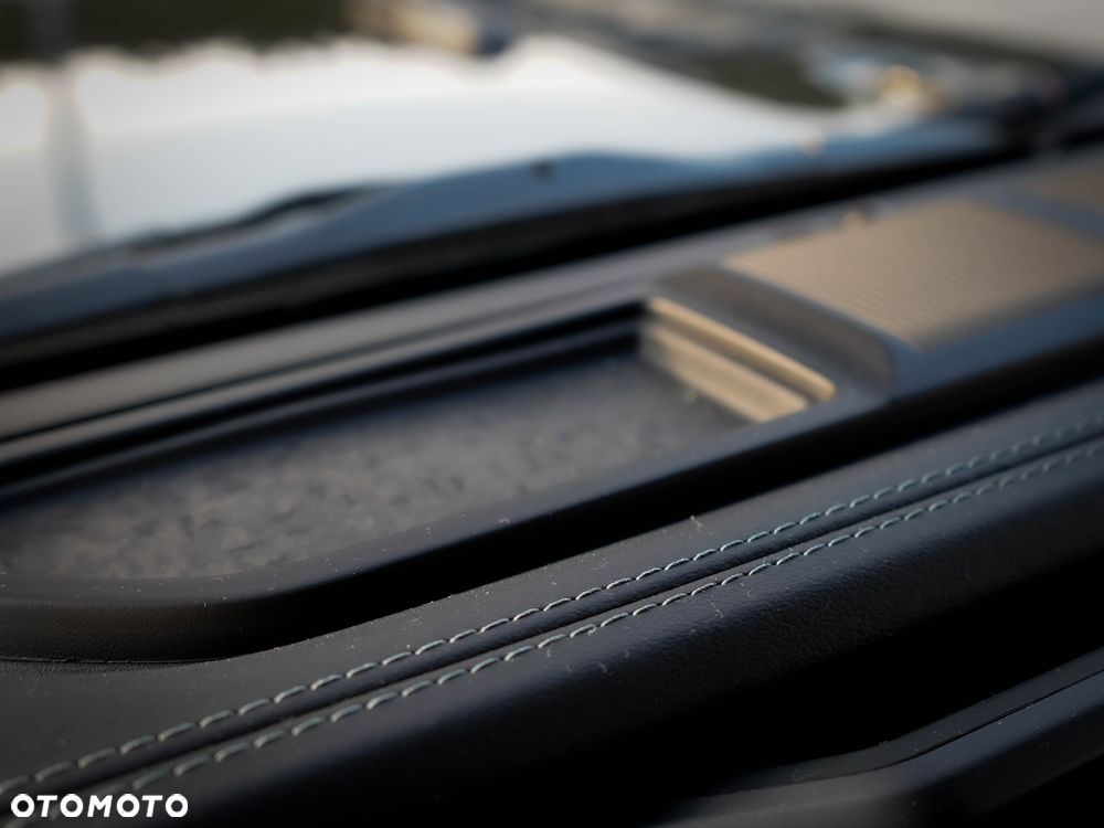Jeep Wrangler - 30