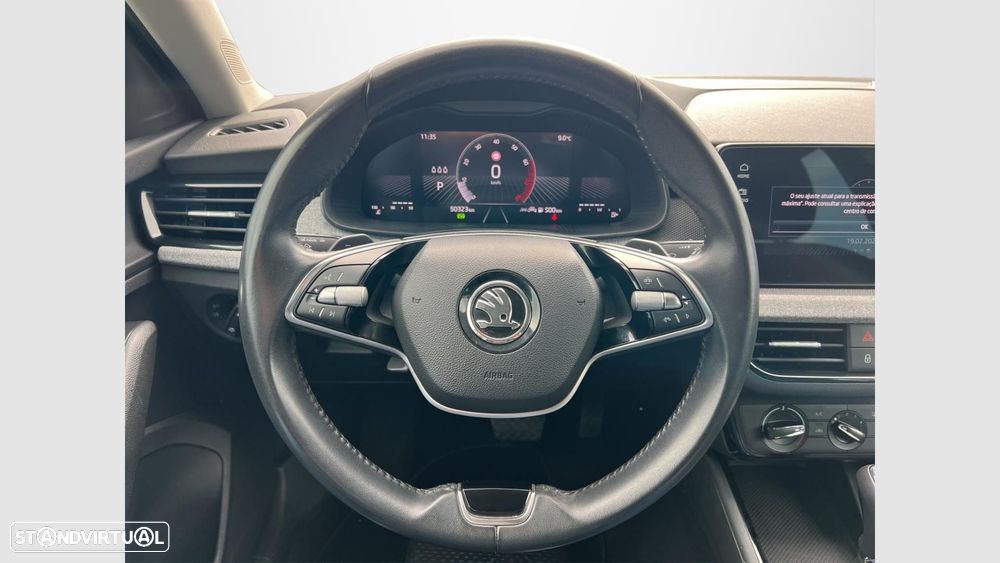 Skoda Scala 1.0 TSI Ambition DSG — fotografia 11