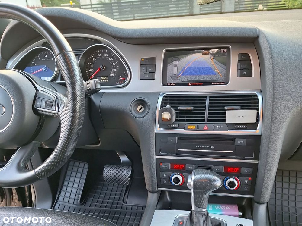 Audi Q7 - 8
