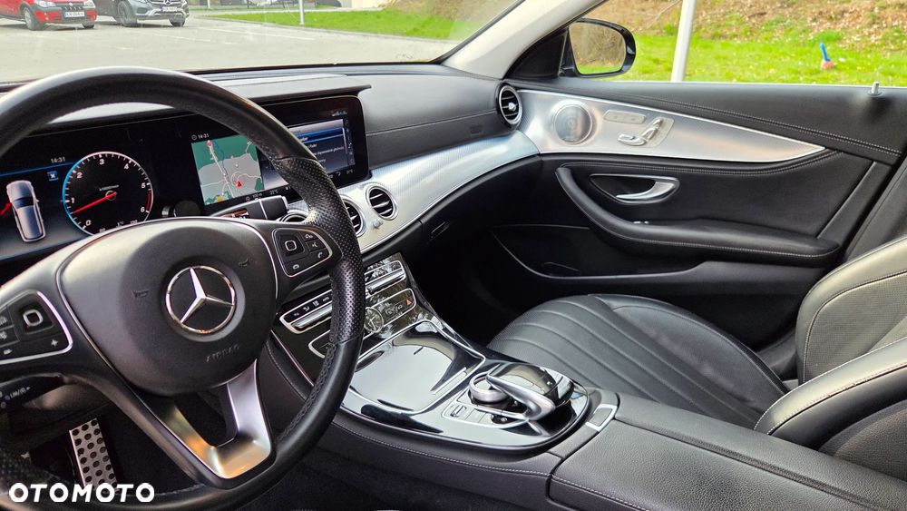 Mercedes-Benz Klasa E 350 d 4Matic 9G-TRONIC - 19