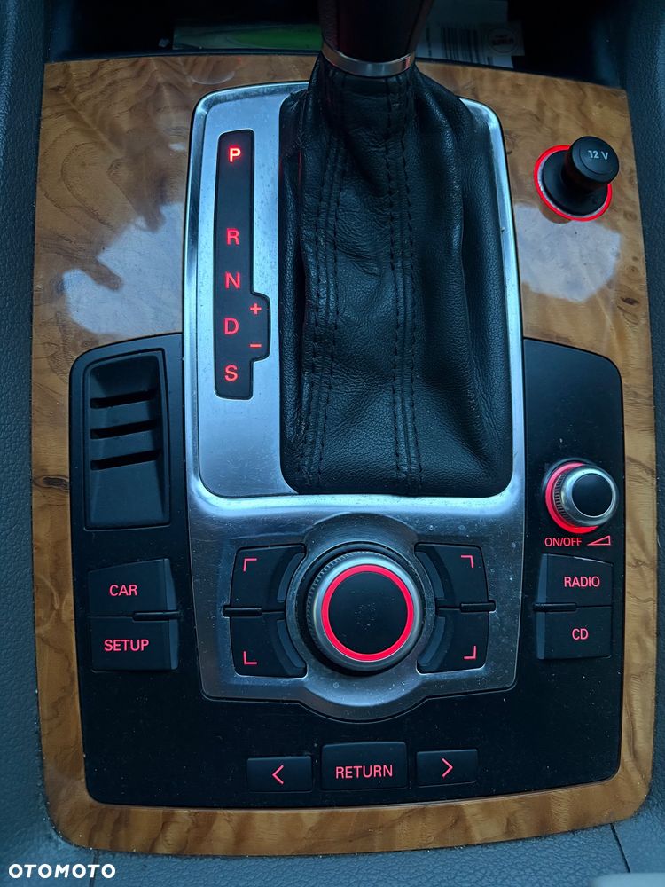 Audi Q7 - 24