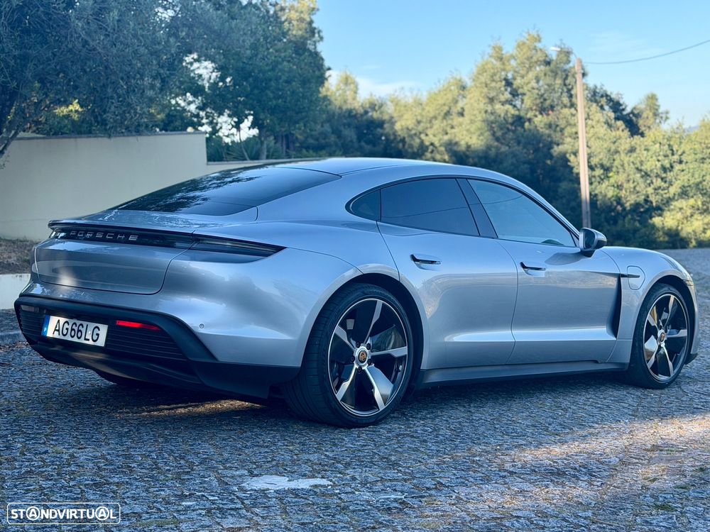 Porsche Taycan Standard - 13