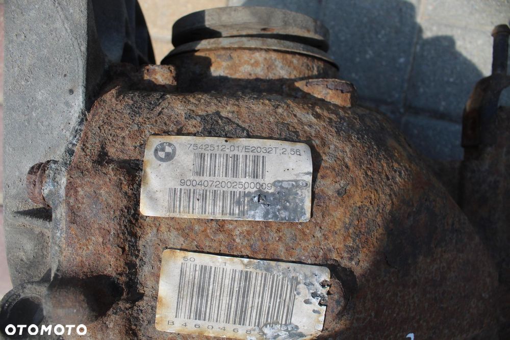 DYFERENCJAŁ DYFER TYL BMW E61 3.0D 2,56 7542512 - 7