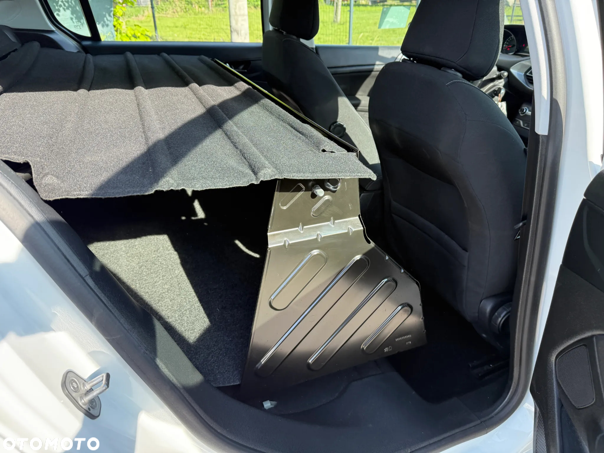 Peugeot 308 1.5 BlueHDi Business Line S&S - 14