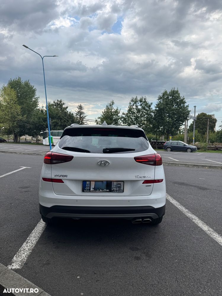 Hyundai Tucson 1.6 T-GDi 4WD 6MT Premium - 6