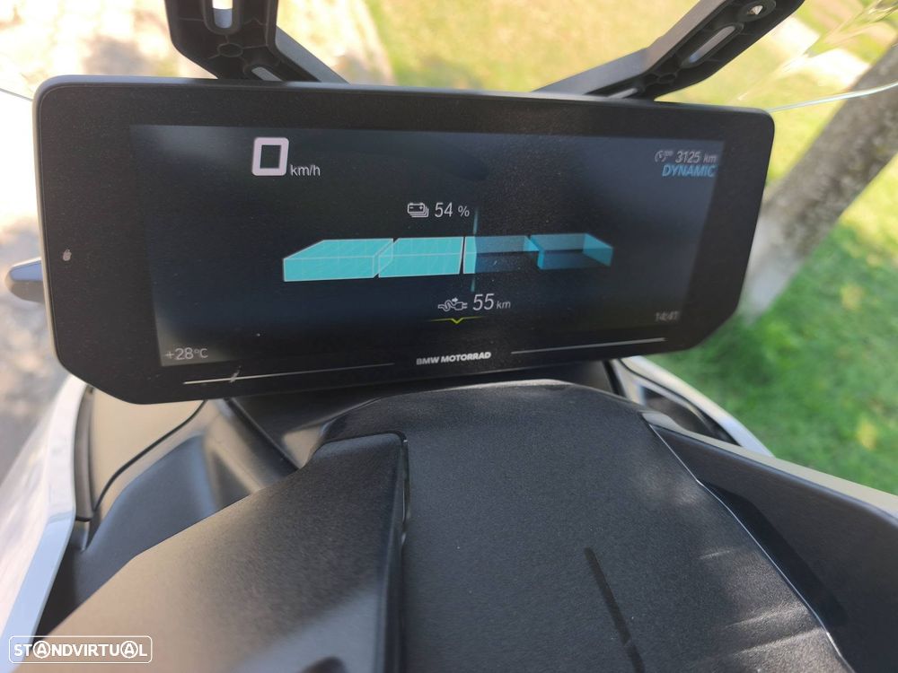 BMW CE 04 - 16