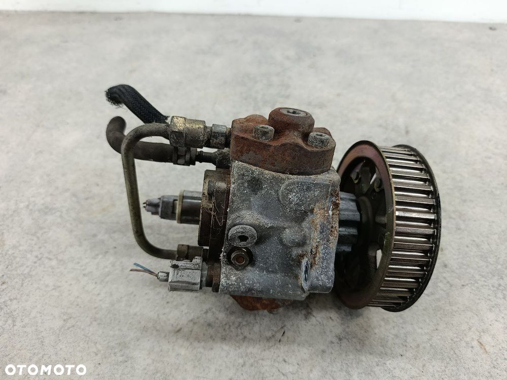 POMPA WTRYSKOWA TOYOTA AVENSIS II T25 DENSO 2.0 D-4D - 4