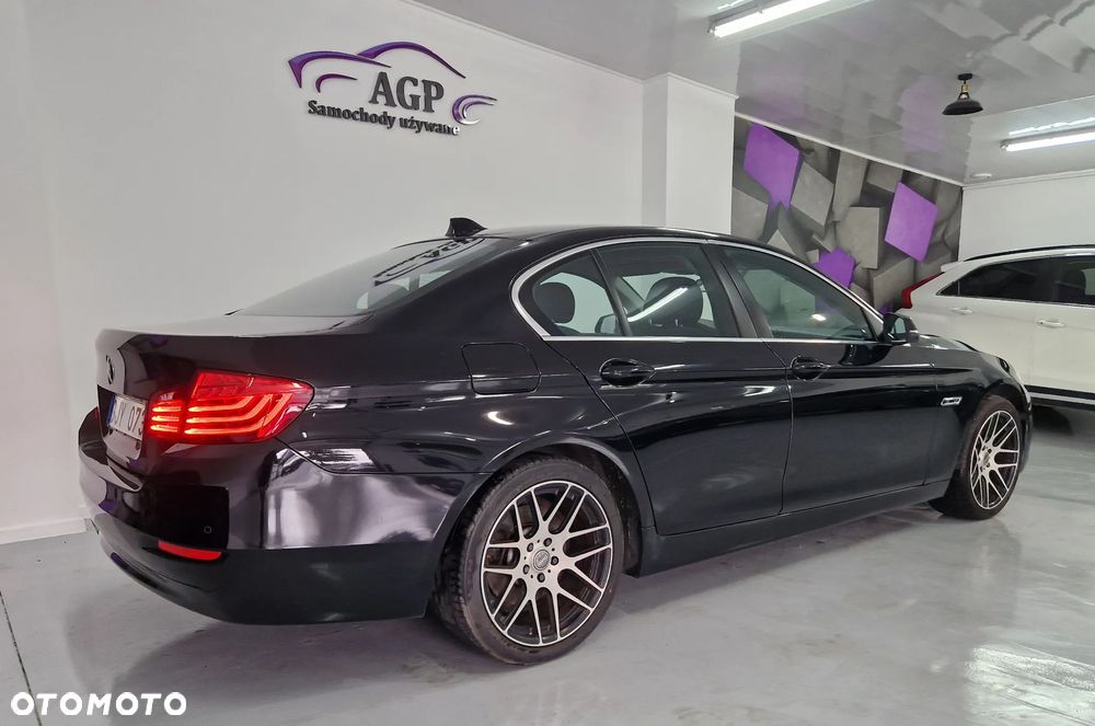 BMW Seria 5 520d - 11