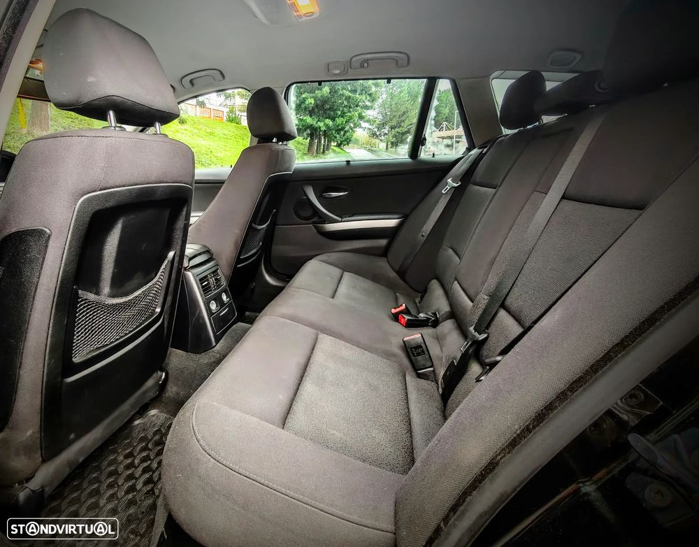 BMW 320 d Touring Navi. Sport Auto - 15