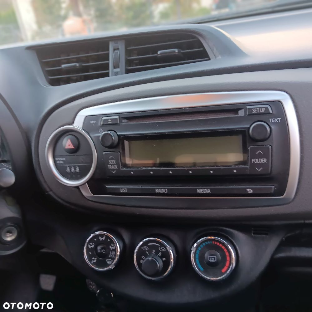 Toyota Yaris 1.0 Luna - 7