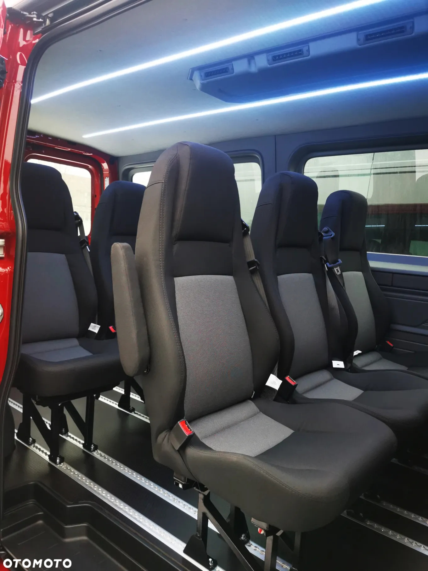 Volkswagen Crafter - 12
