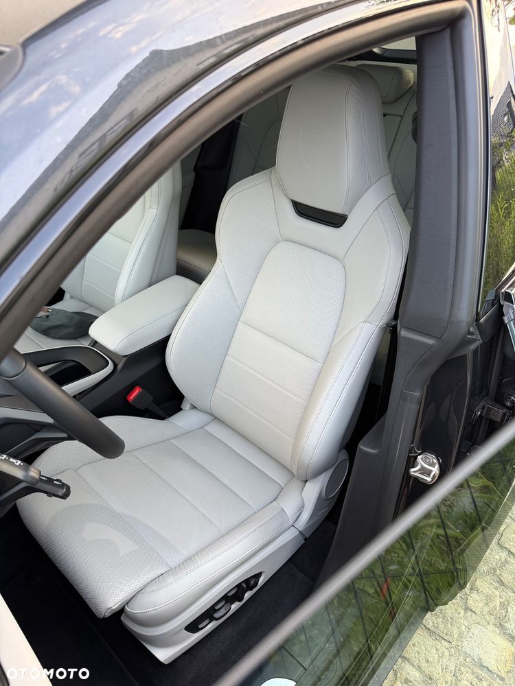 Porsche Macan - 11