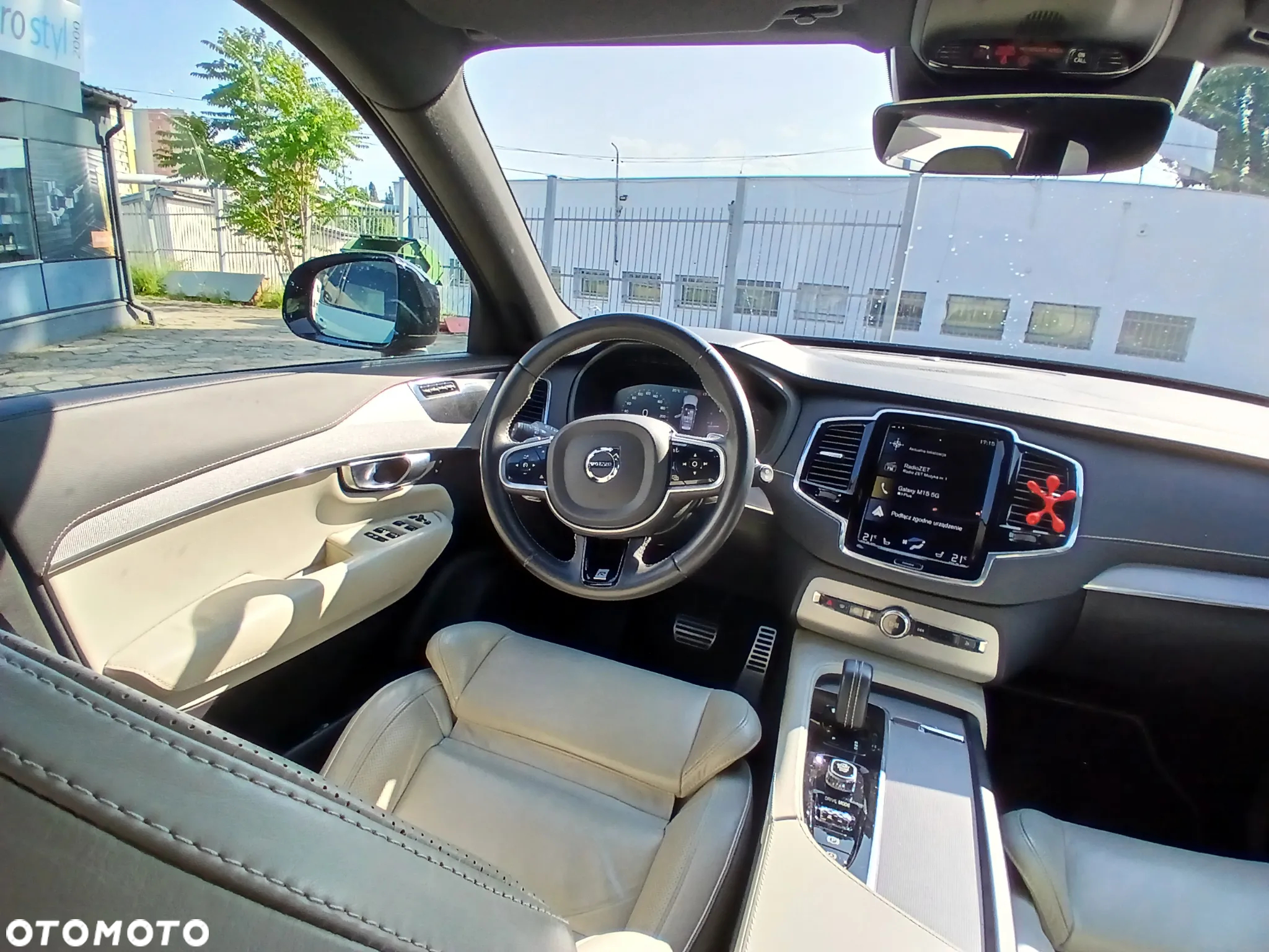 Volvo XC 90 B5 D AWD R-Design - 21