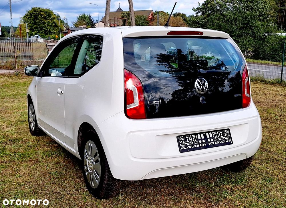 Volkswagen up! (BlueMotion Technology) move - 4