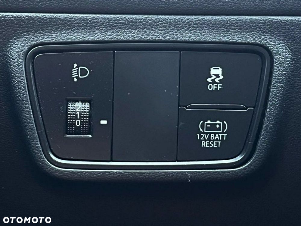 Hyundai Tucson 1.6 T-GDi HEV Executive 2WD - 34