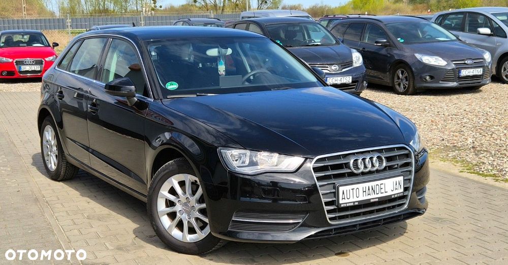 Audi A3 Sportback - 3
