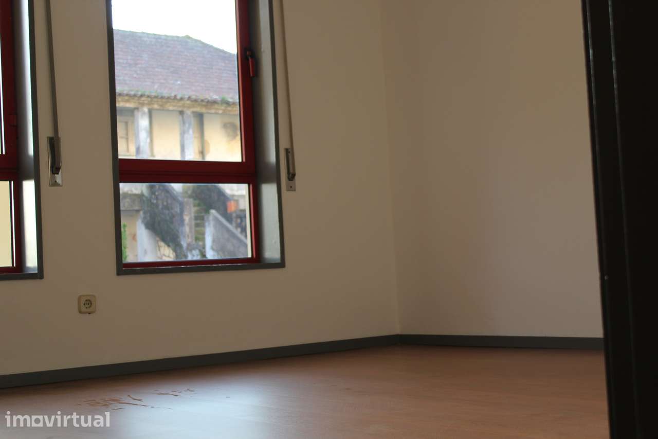 Apartamento T2 - Grande imagem: 2/7
