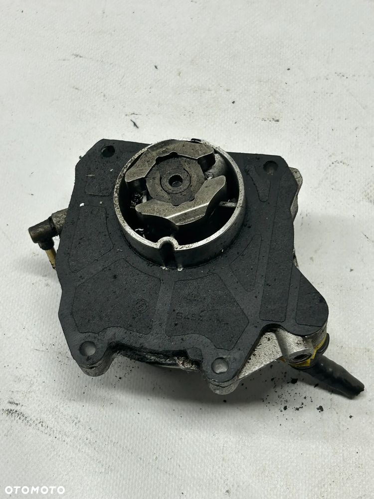 Saab 95 NG Opel Insignia 2.0 CDTi vacum pompa 55205446 - 3