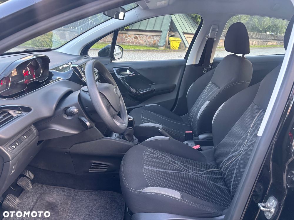 Peugeot 208 PureTech 82 Style - 17