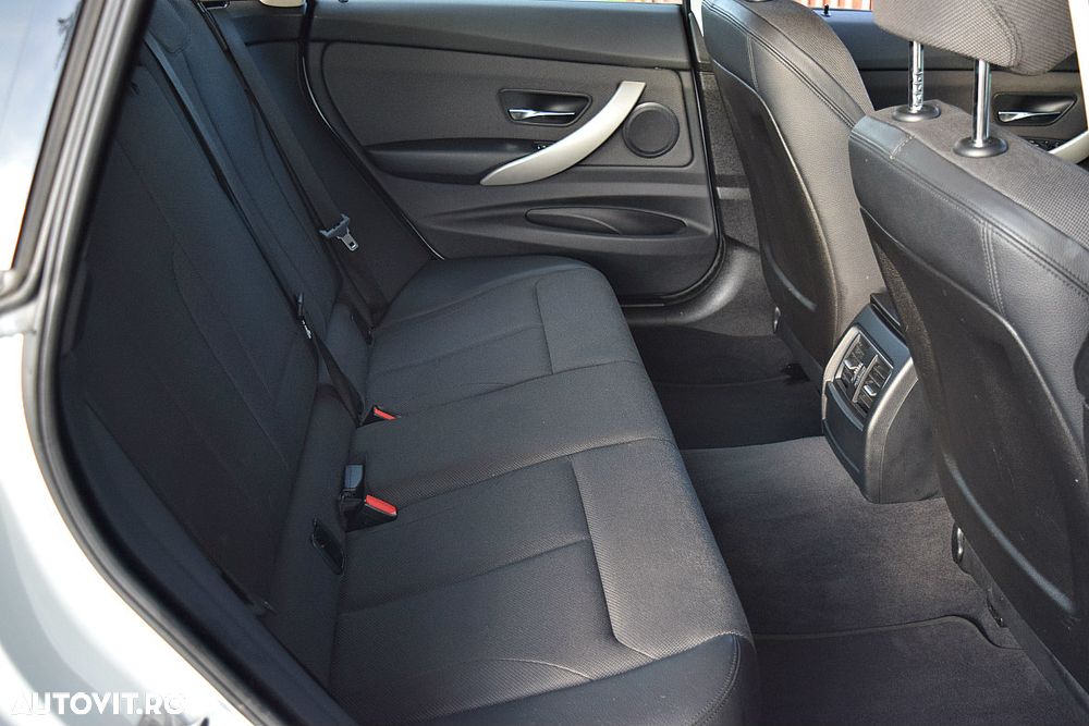 BMW Seria 3 320d Aut. xDrive Sport Line - 20