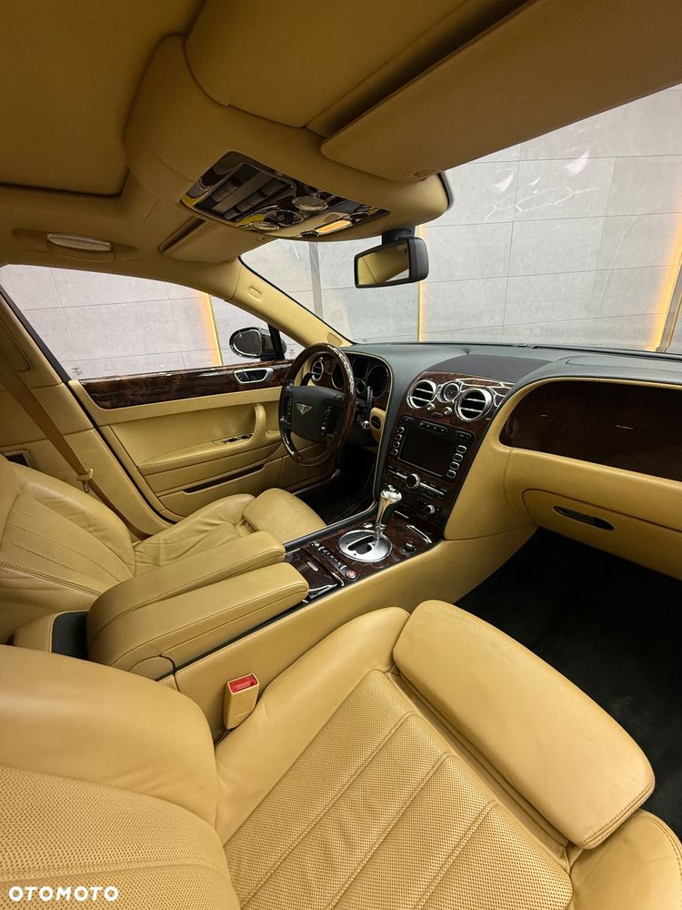 Bentley Flying Spur - 10