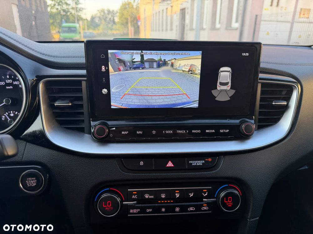 Kia XCeed 1.6 GDI PHEV L DCT - 16