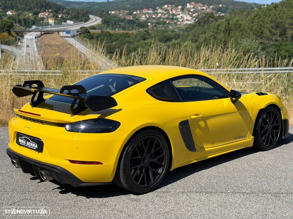 Porsche 718 Cayman GT4 RS - 14