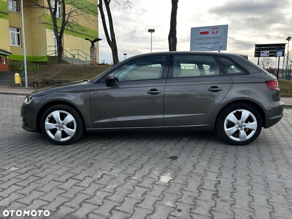 Audi A3 Sportback 1.6 TDI Ambition S tronic - 3