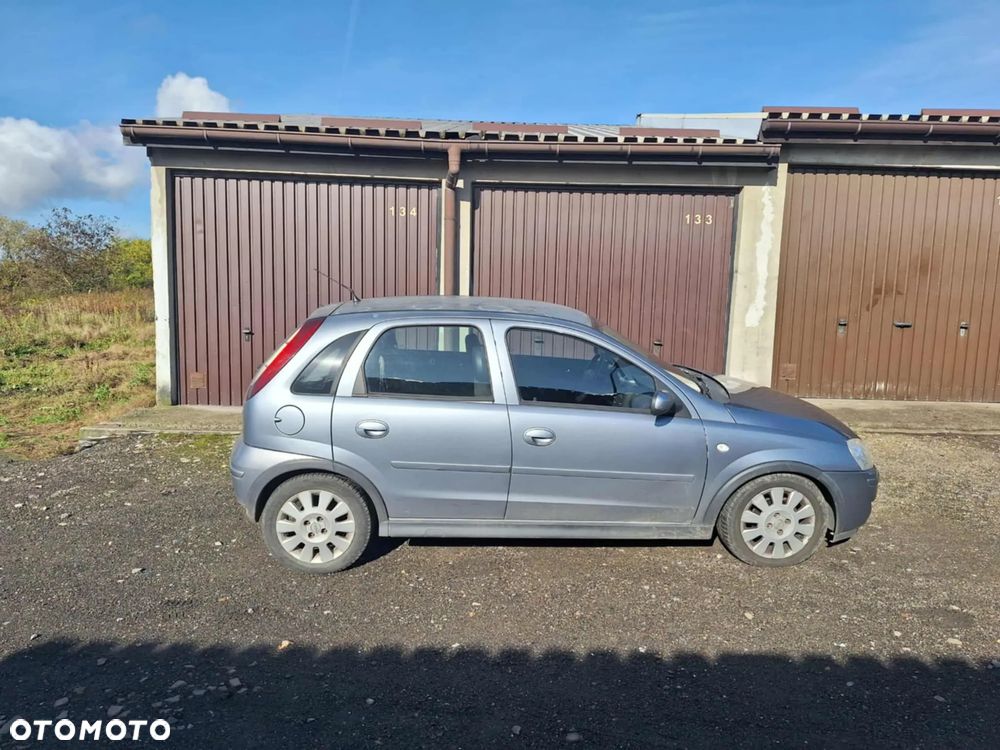 Opel Corsa 1.2 16V - 2