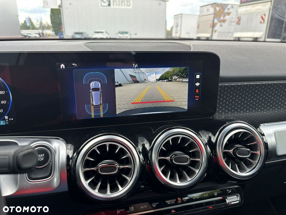 Mercedes-Benz EQB 250 70.5kWh Progressive - 26