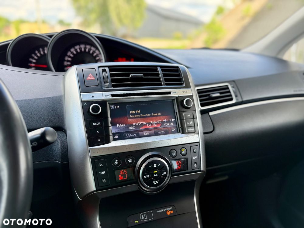 Toyota Verso 1.8 5-Sitzer Comfort - 8