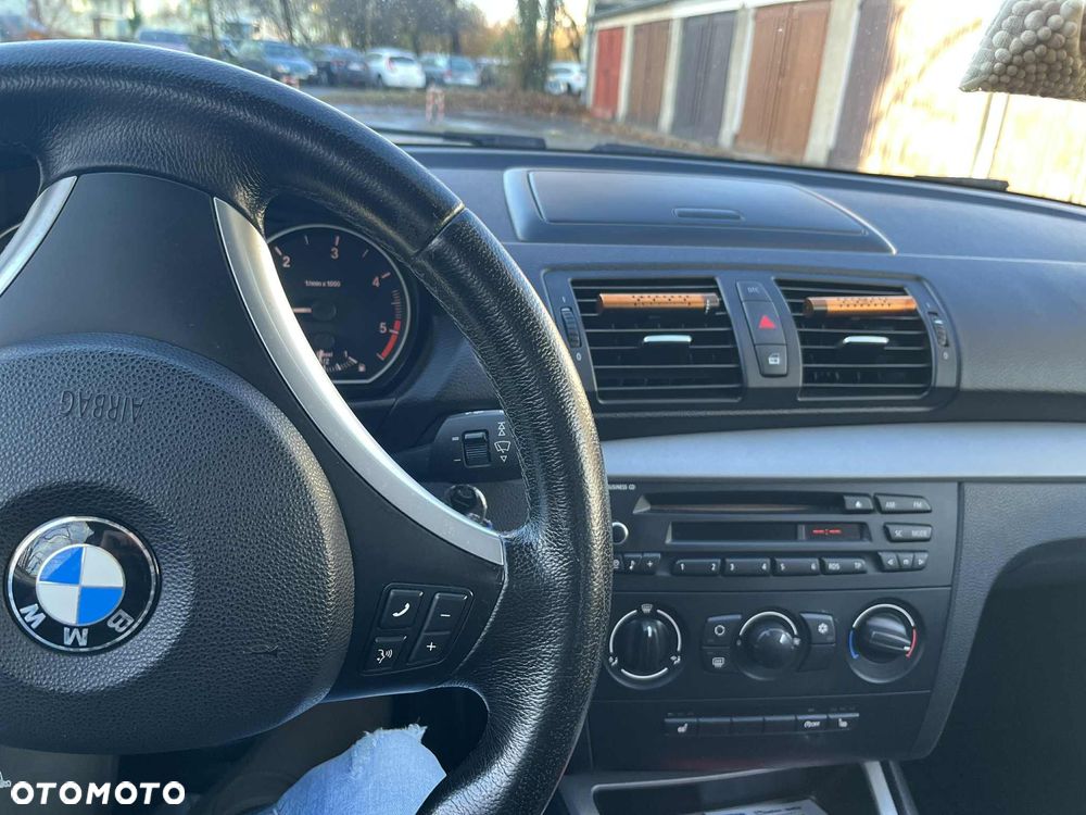 BMW Seria 1 118d - 2