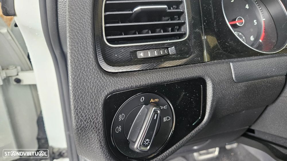 VW Golf 2.0 TDI GTD DSG - 17