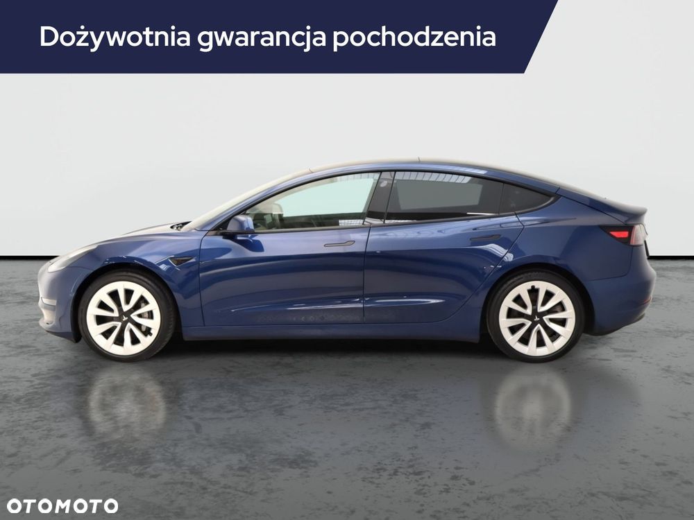 Tesla Model 3 - 4