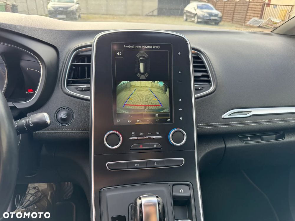 Renault Grand Scenic - 9