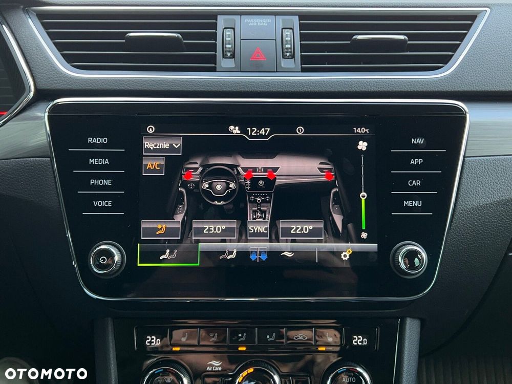 Skoda Superb 2.0 TDI SCR Style DSG - 33